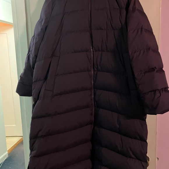 Women’s Land’s End long down coat with hood - Picture 2 of 2
